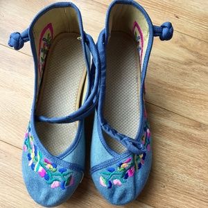Women's Flower Embroidery Casual Oxfords shoes 8m